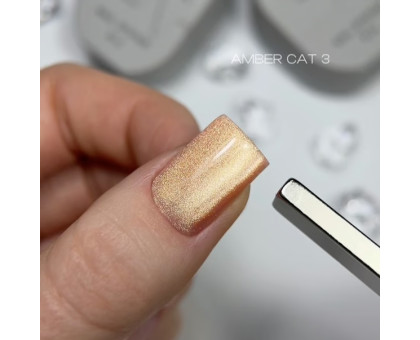 Гель-лак Saga Amber Cat 10 мл № 003 кришталева кішка